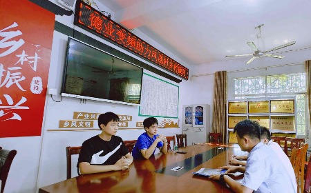 公益慈善，yp电子刮刮卡(中国)最新官网一直在路上